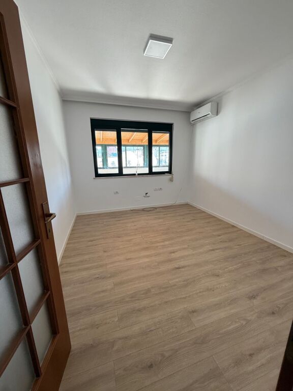 SHITET APARTAMENT 3+1 BLLOK 500.000 EURO