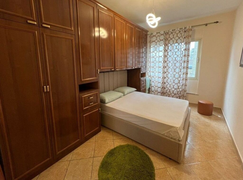 Affitto, Appartamento 2+1, Via Elbasan