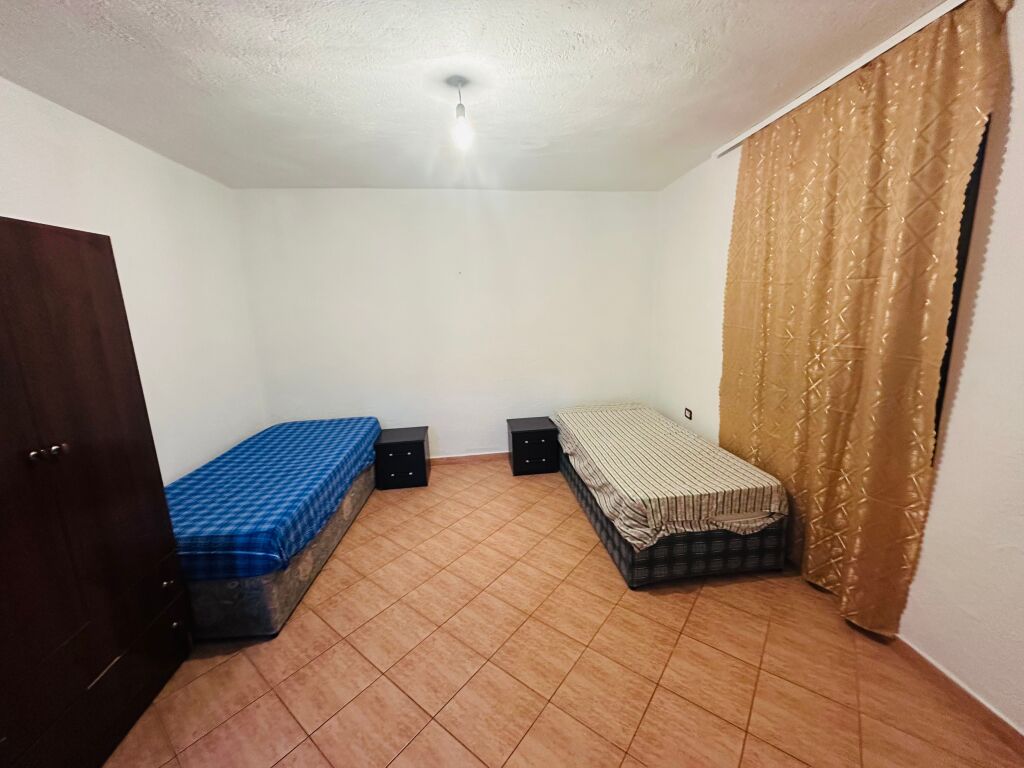 Jepet Me Qera Apartament 1+1