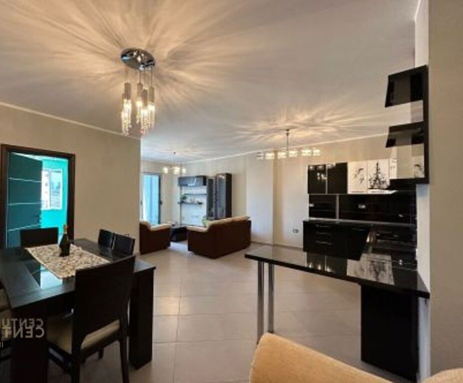 Apartament 2+1 per Qira prane Marinaj Hotel, Unaza e Re!