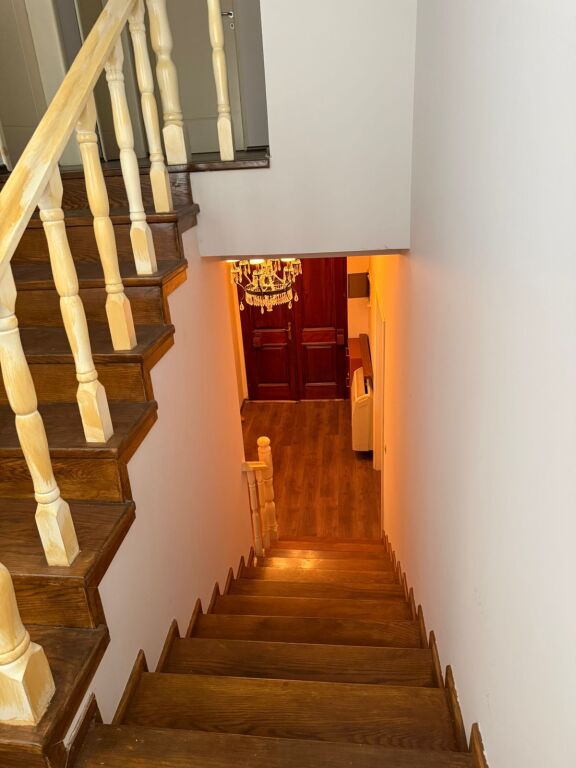 🏢In the village of Vishaj, a fully furnished 2-story villa is for rent. 2,000Euro