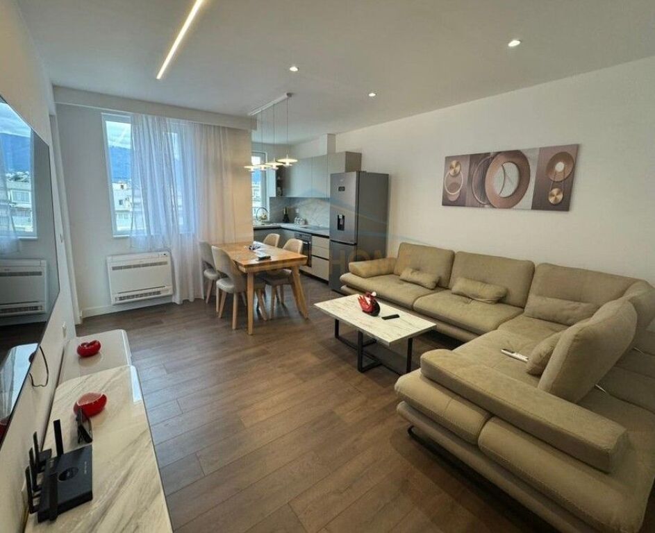 Rent, Apartment 2+1, Mine Peza Street, Tirana.