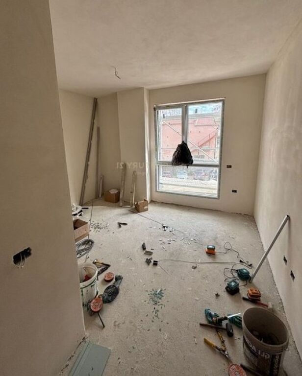 Shitet apartament 2+1+2+depo ne Ali Dem