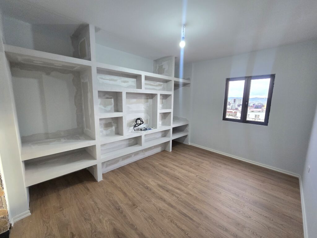 Apartament 2+1+2+Ballkon ne Shitje Ne Fresk, Prane Restorant Deliu