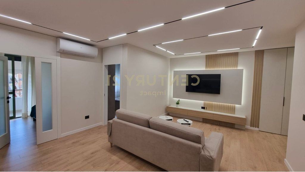 Appartamento 2+1 in Affitto a Komuna e Parisit, Via Medar Shtylla,