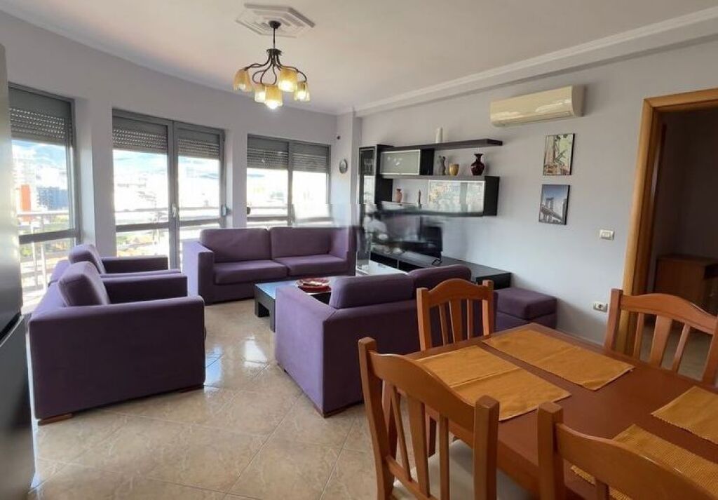 Jepet me qira 2+1+2 tek Qatar Center