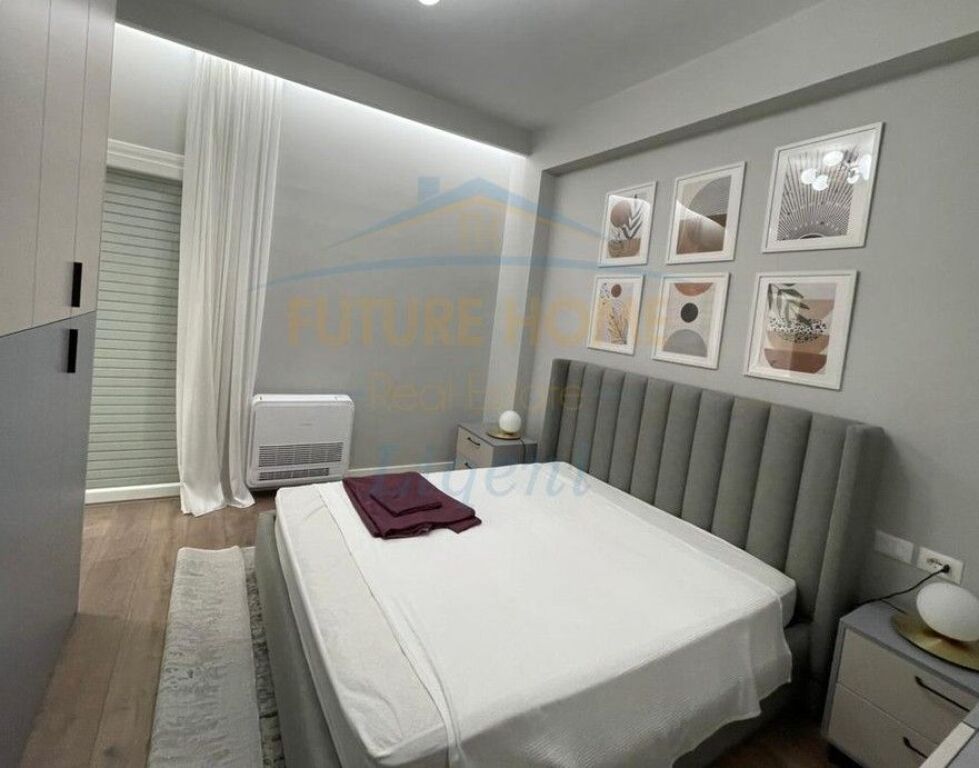Qera, Apartament 3+1+2, Kopshti Botanik, Tiranë.