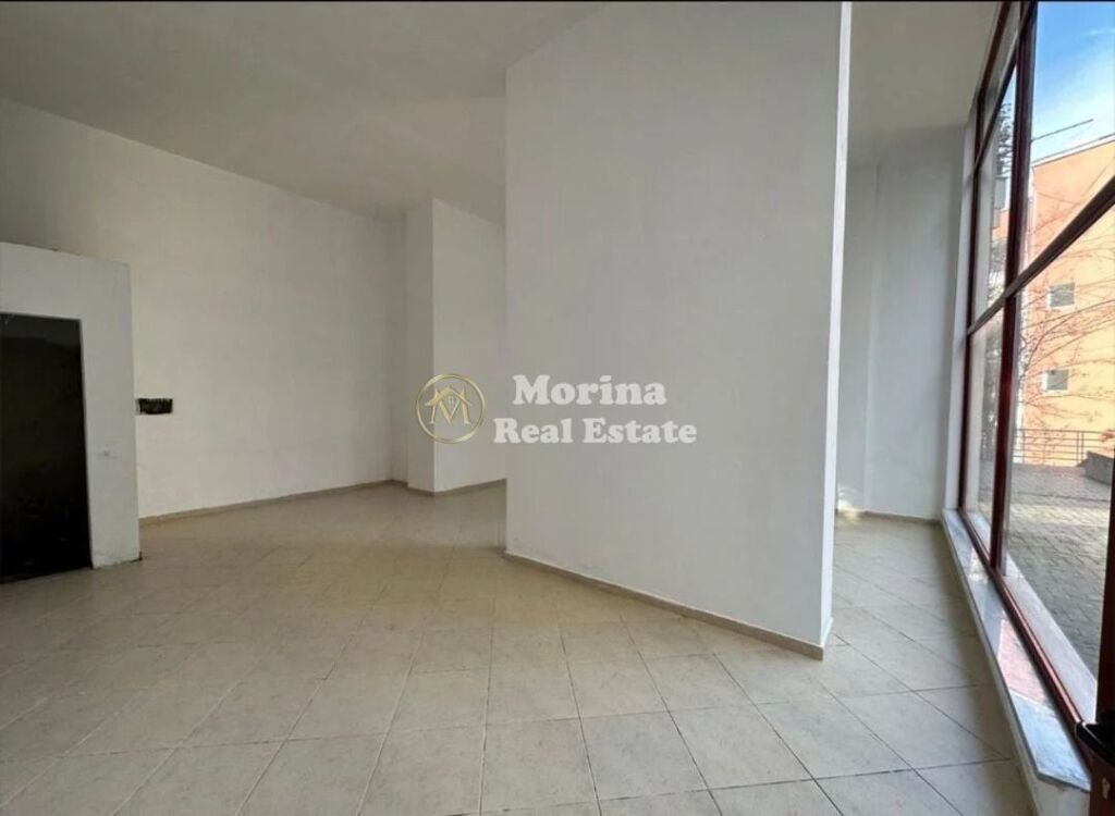 Rent | Business Premises | Electric Market | 750 €/month