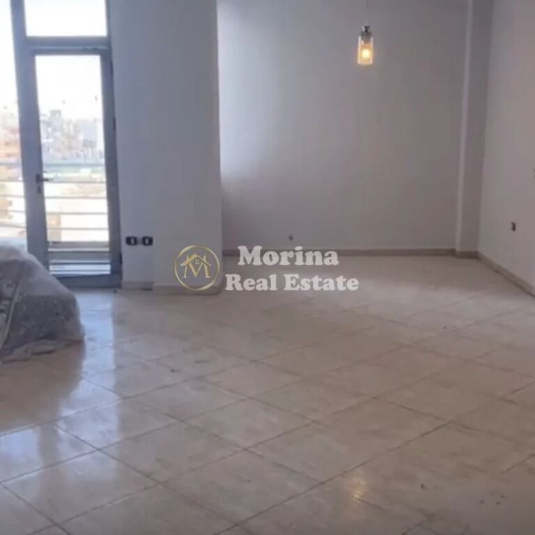 Qera | Ambjent Biznesi | Rruga e Kavajës | 750 €/muaj