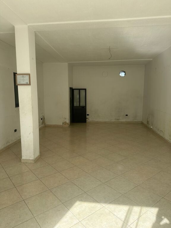 Jepet me qera ambjent biznesi ne ish kenet Durres