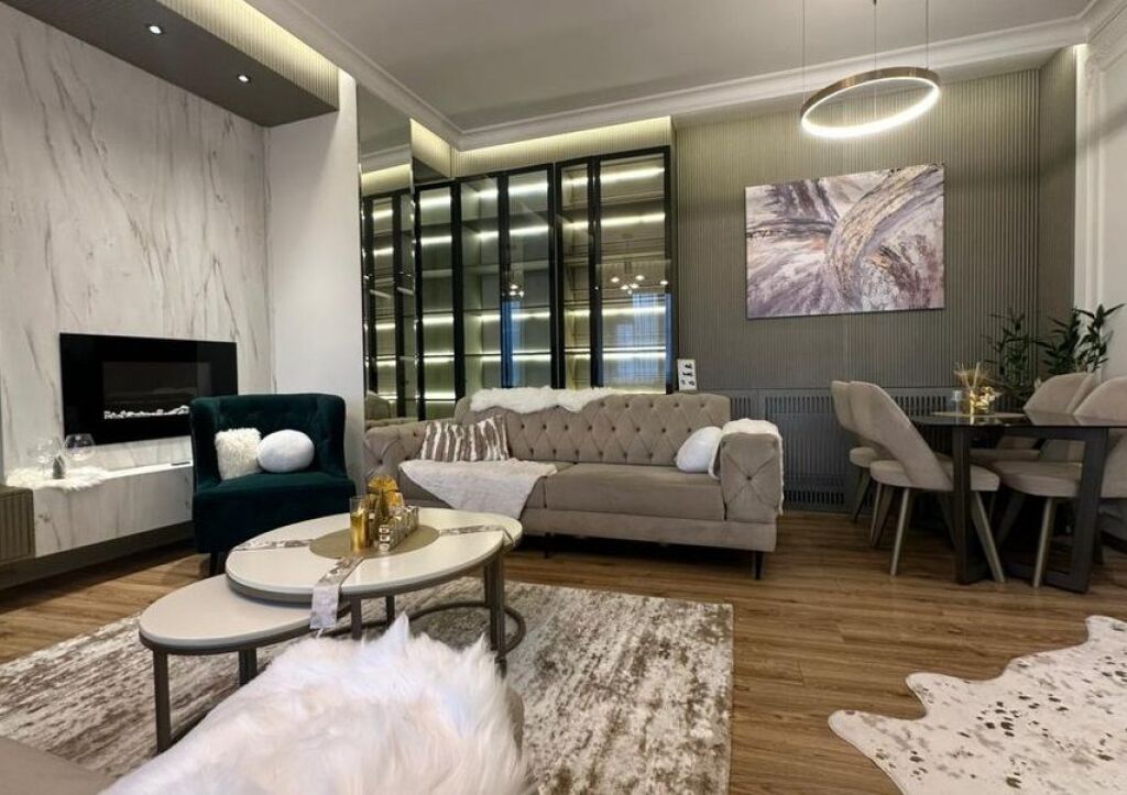 Japim me qira apartament 2+1+2 me post parkimi, Park Gate Residence!