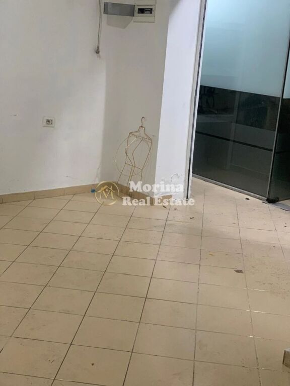 Qera | Ambjent Biznesi | Rruga Bardhyl | 350 €/muaj