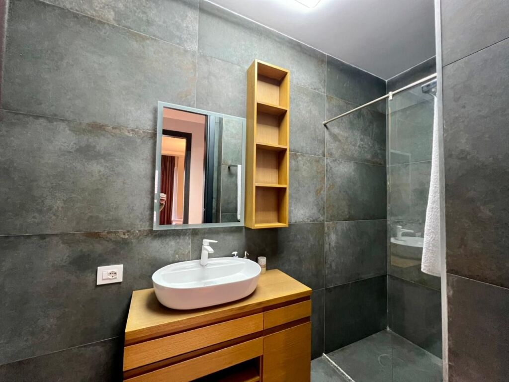 Jepet me qira Apartament 2+1+2 Tualete, “Secret Garden Residence”, Tiranë