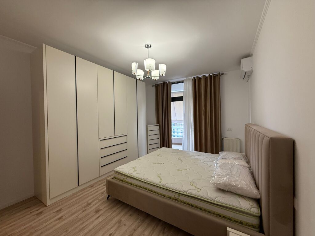Ofrojme Apartament 2+1+2 me qira te Komuna e Parisit Kika 1 !!