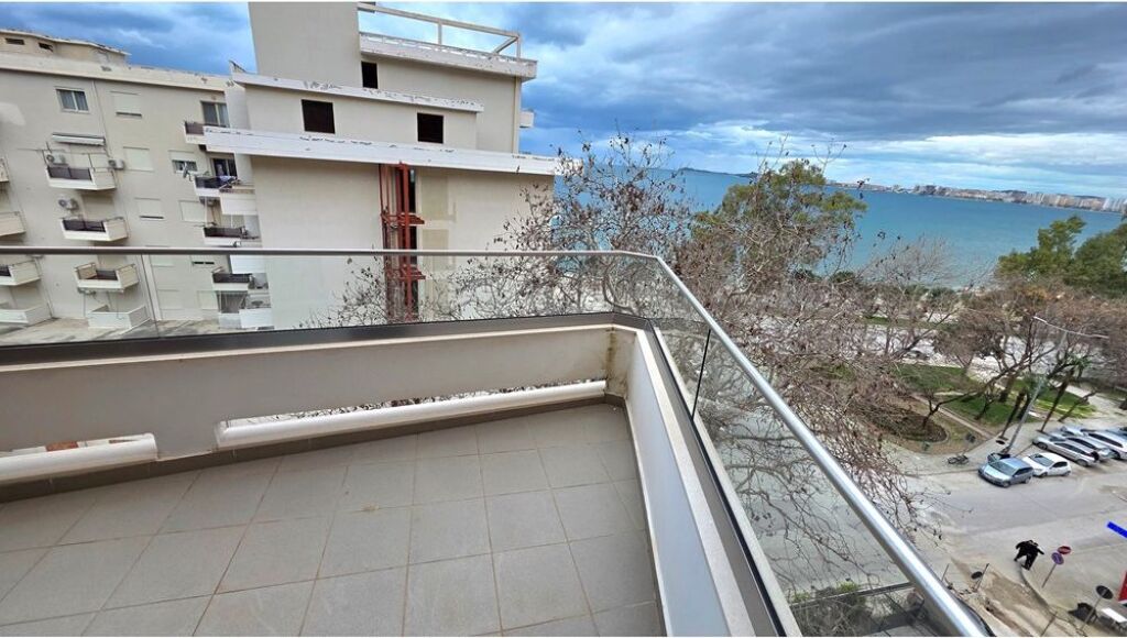 Apartament Premium 2+1 me Qera Afatgjatë – Lungomare, Vlorë
