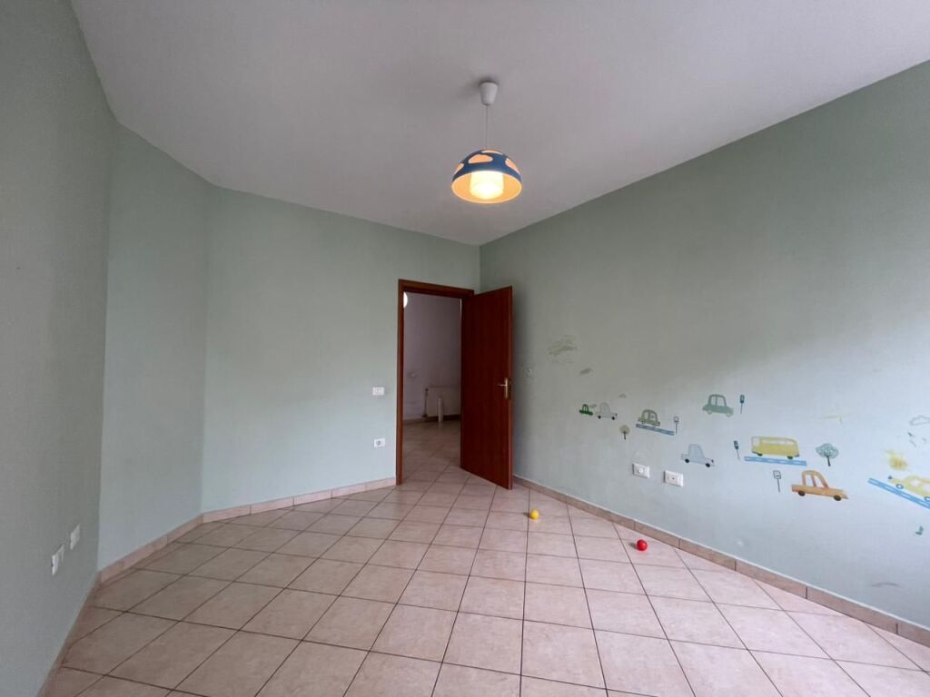 Apartment 2+1+Parking for rent at Kika 1 at Komuna e Parisit.