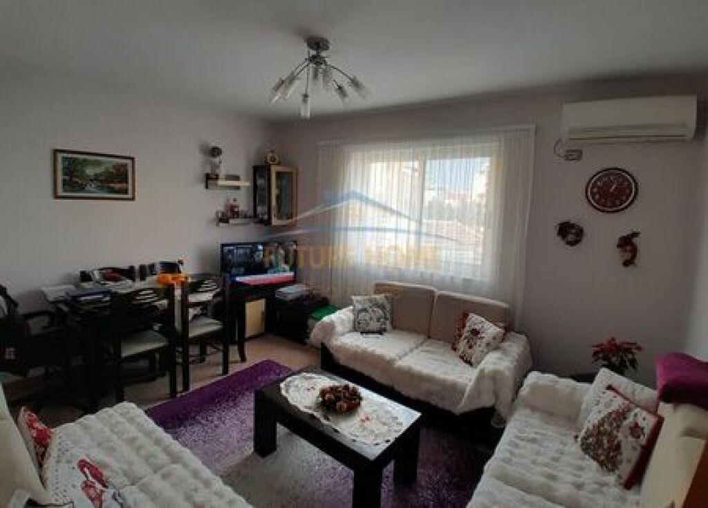 In vendita, appartamento 3+1+2, Brryli, Tirana.