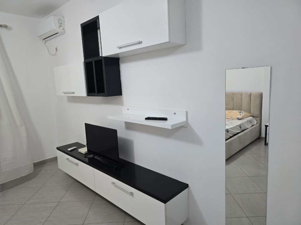 JEPET ME QIRA GARSONIERE – RRUGA CAJUPI,VLORE!!