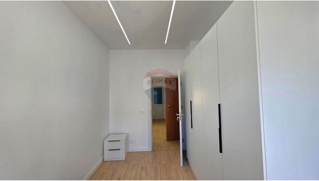 🌊🏡 APARTAMENT 2+1+2 PËR SHITJE – LUNGOMARE, VLORË