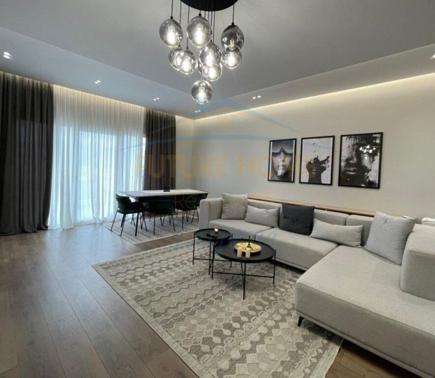 Qera, Apartament 3+1+2, Kopshti Botanik, Tiranë.