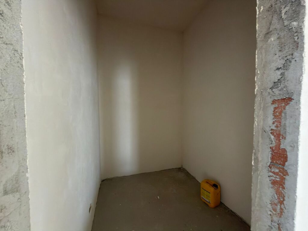 🏡 Penthouse 3+1+2 me Verandë & 3 Poste Parkimi – Tulipan Residence, TEG