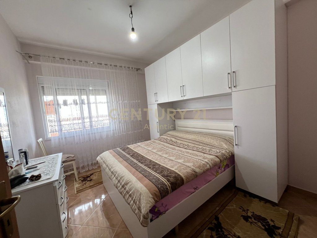 VENDESI APPARTAMENTO 2+1+2 BAGNI SULLA SPIAGGIA ILIRIA !