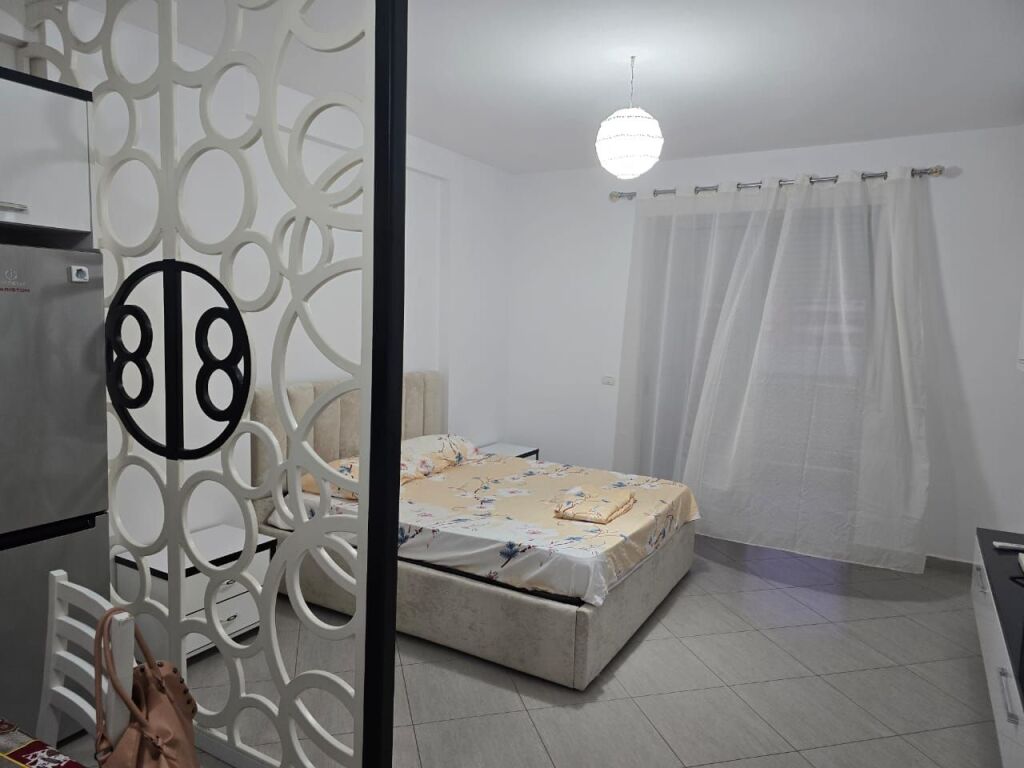 JEPET ME QIRA GARSONIERE – RRUGA CAJUPI,VLORE!!