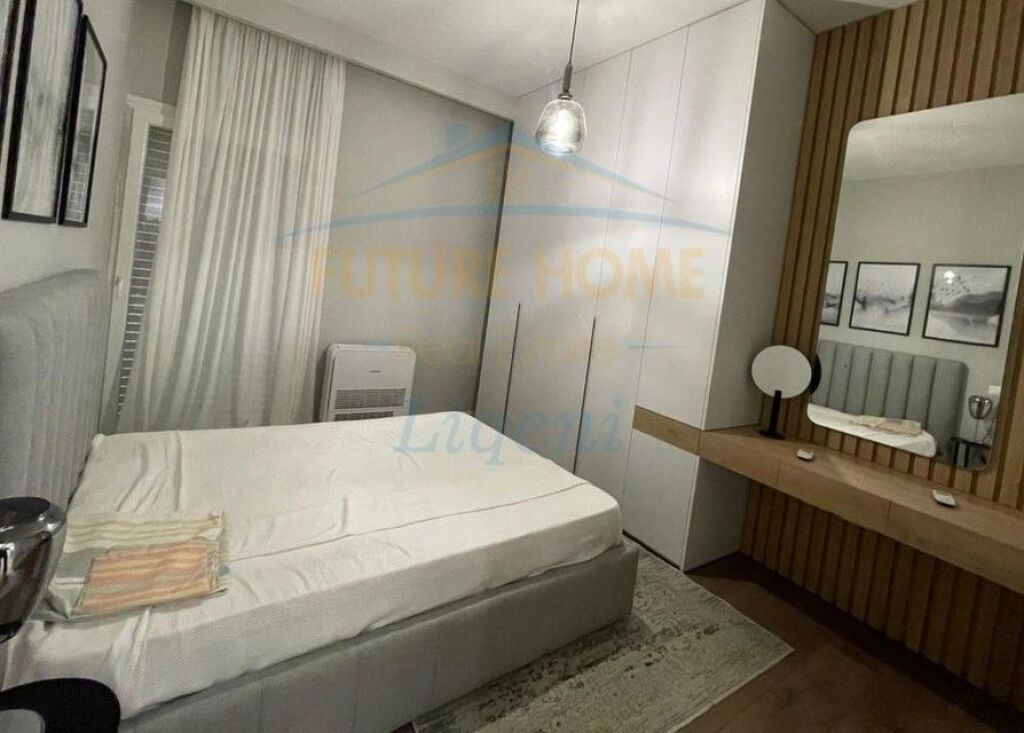 Qera, Apartament 3+1+2, Kopshti Botanik, Tiranë.