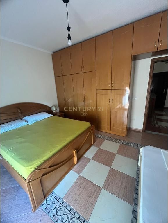 Apartament 2+2 Me Qira në Plazh, Durrës !
