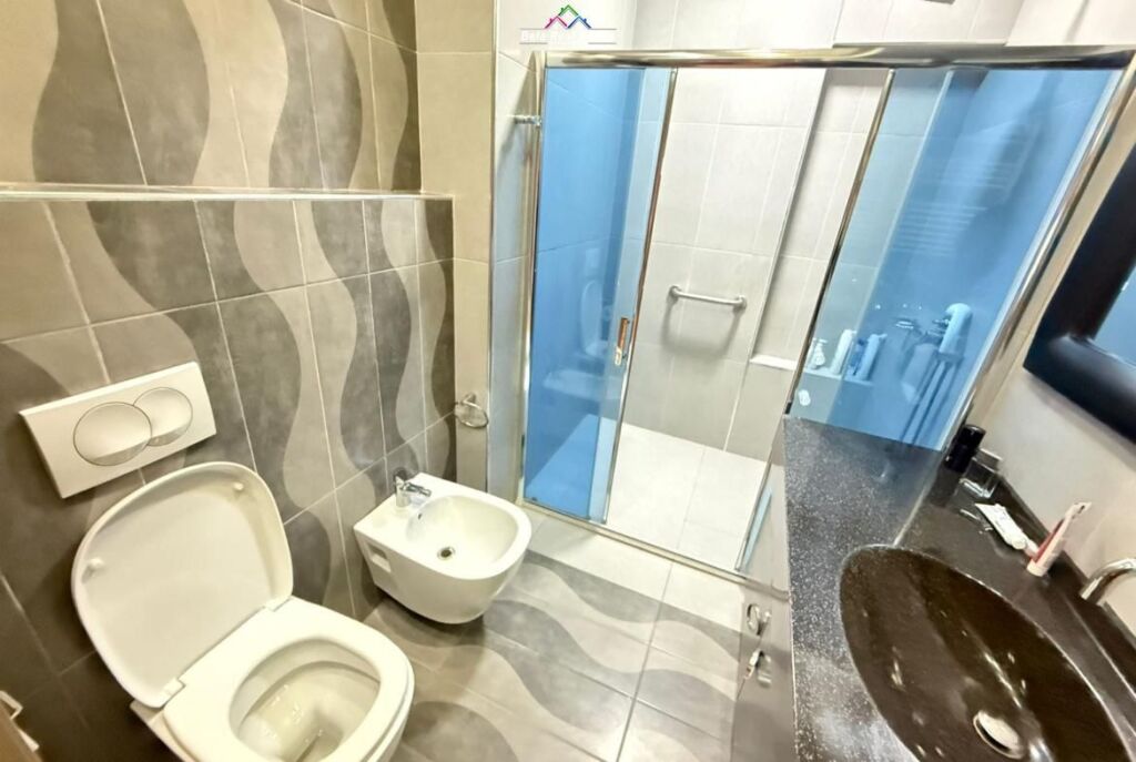 Appartamento in affitto 2+1 a Myslym Shyr (ID B220141) Tirana