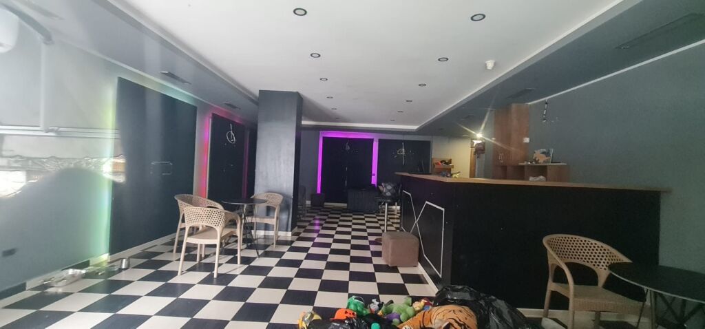 Shitet ambient Biznesi Laprake