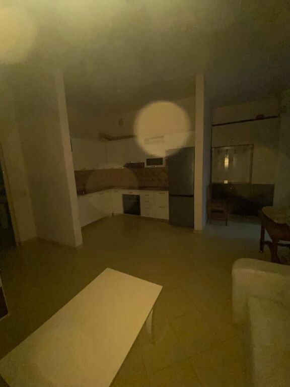 Jepet me qera 2+1 Astir