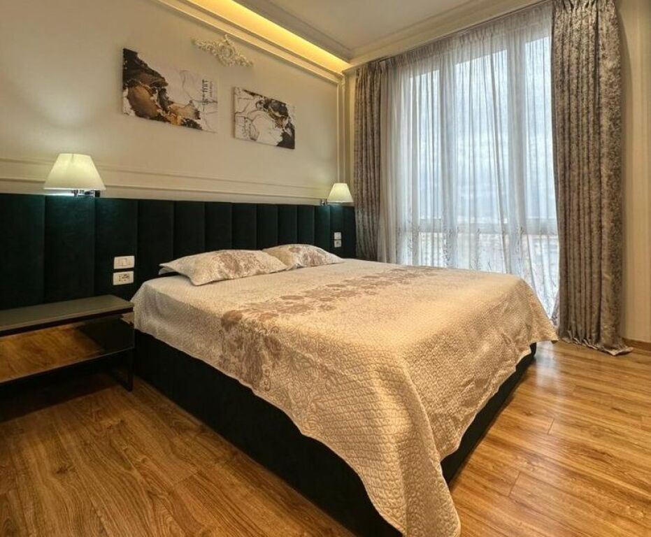 Japim me qira apartament 2+1+2 me post parkimi, Park Gate Residence!