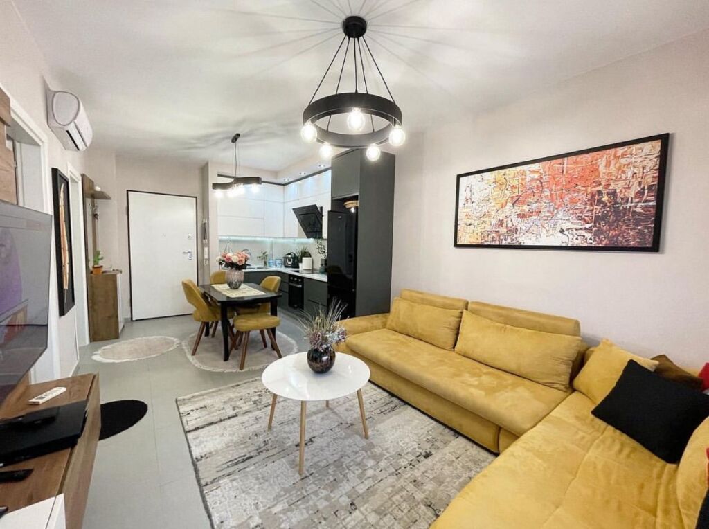 Apartment 1+1 for rent at Shushica near Dinamo Stadium.​