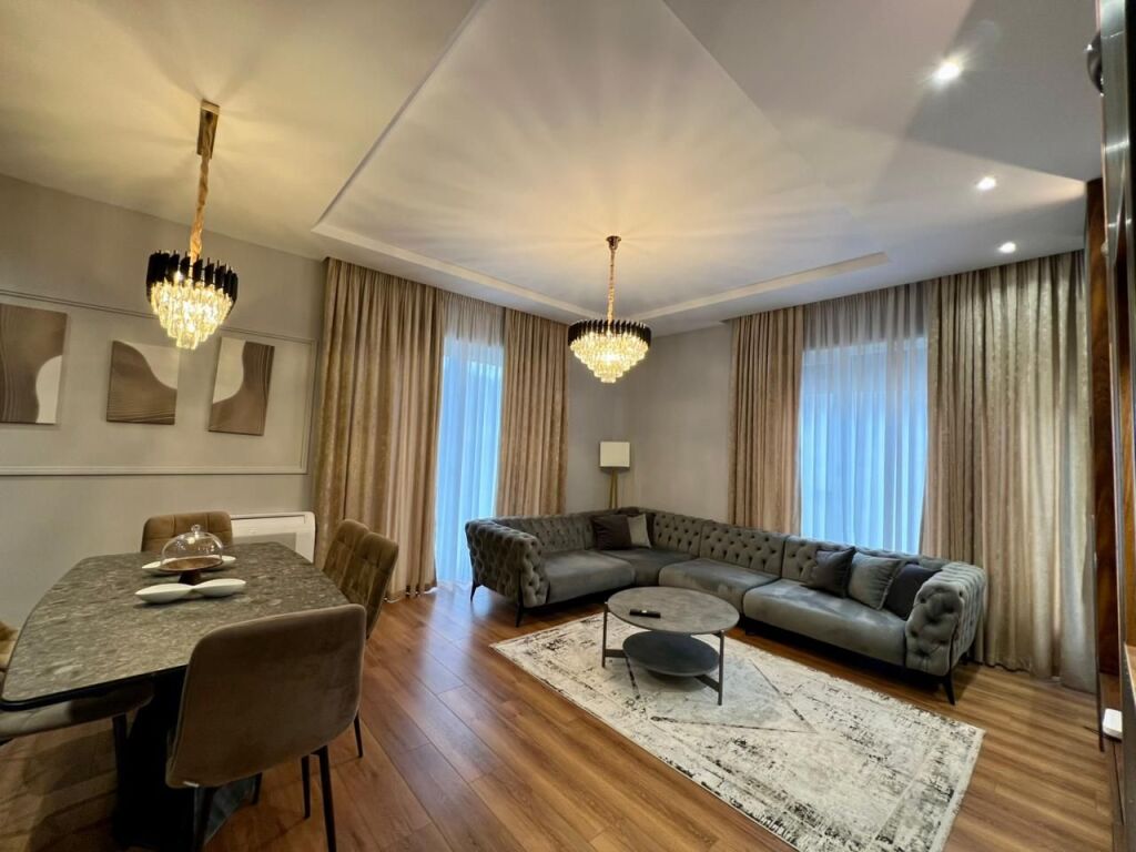 Jepet me qira Apartament 2+1+2 Tualete, “Secret Garden Residence”, Tiranë