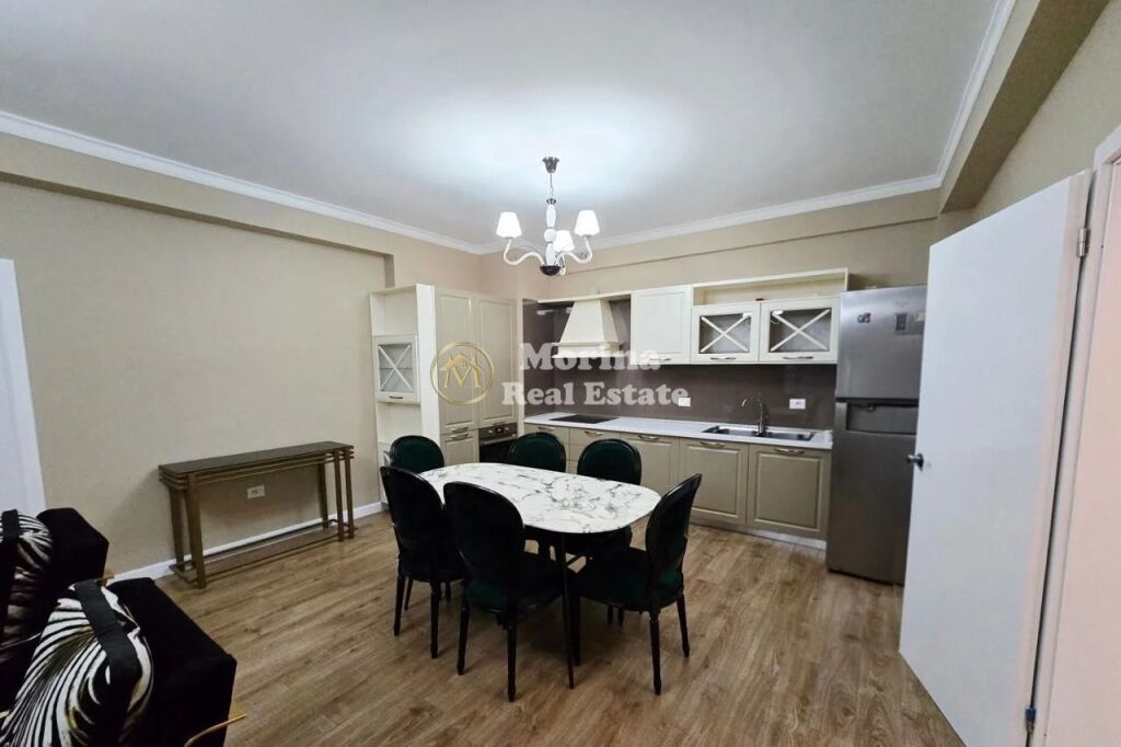 Affitto | Appartamento 3 + 1 + 2 | Lago Secco | 1 400 €/mese