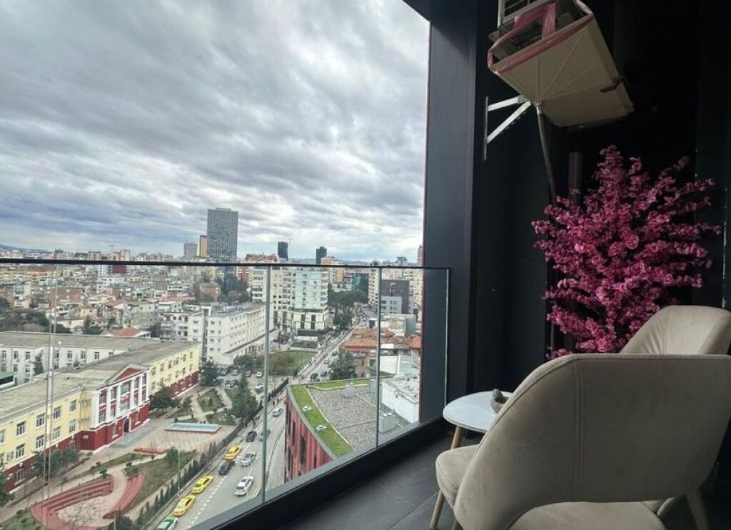 Japim me qira apartament 2+1+2 me post parkimi, Park Gate Residence!