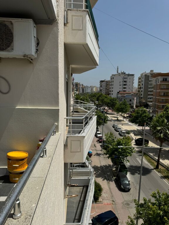 SHITET APARTAMENT 1+1 PELIKANI PLAZH,DURRES