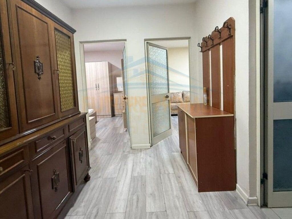 Affitto, Appartamento 1+1, Myslym Shyr, Tirana.