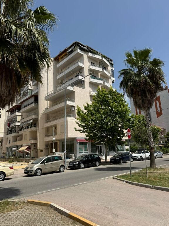 SHITET APARTAMENT 1+1 PELIKANI PLAZH,DURRES