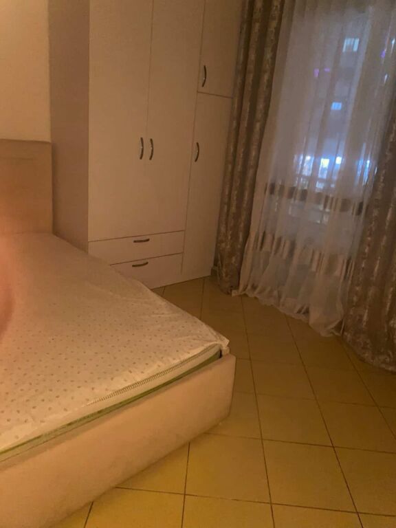 Jepet me qera 2+1 Astir