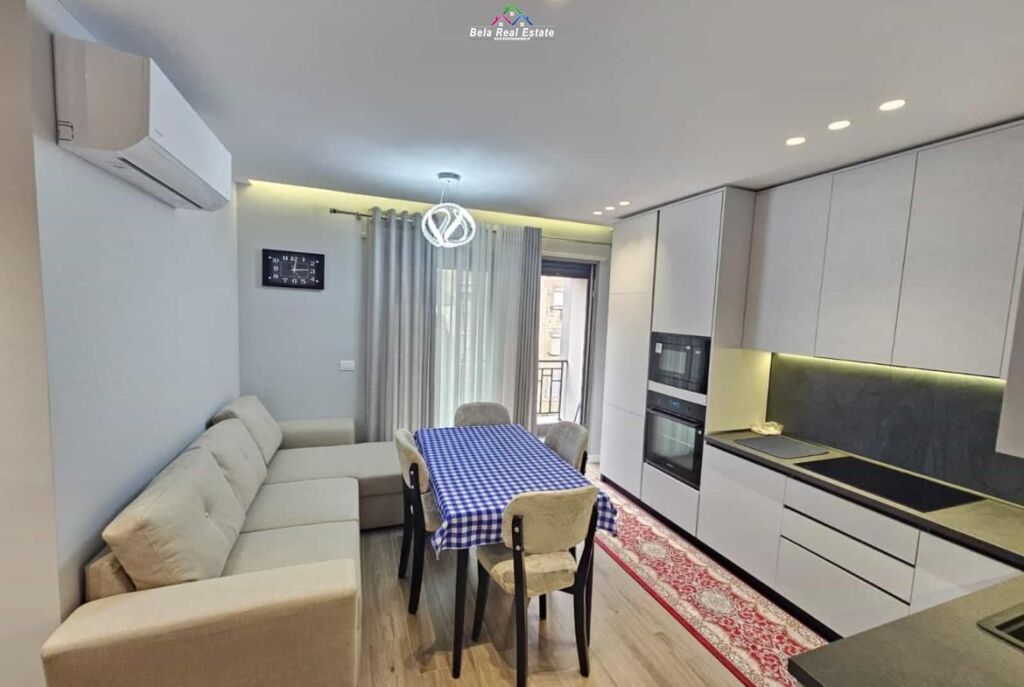 Apartament Me Qera 2+1 Tek Shkolla e Kuqe ( ID B2201744) Tirane