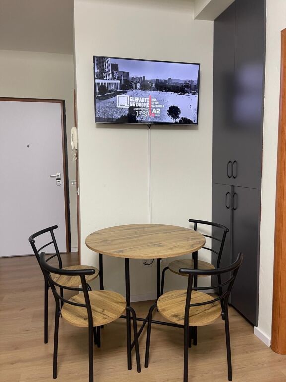 Apartment for rent Medar Shtylla!!