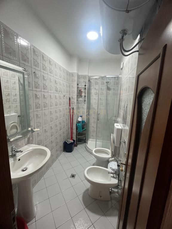 Apartament 2+2 Me Qira në Plazh, Durrës !