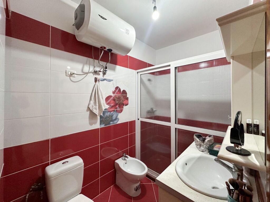 Appartamento 2+1+2 in vendita , Sottopassaggio del Comune