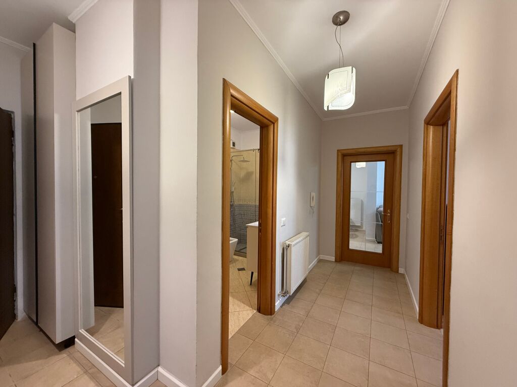 Ofrojme Apartament 2+1+2 me qira te Komuna e Parisit Kika 1 !!