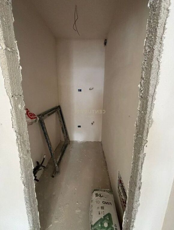 Shitet apartament 2+1+2+depo ne Ali Dem