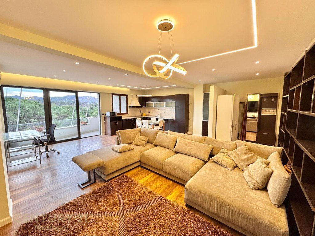 Apartment 2+1+2 for rent with view of the park, Air Albania Stadium