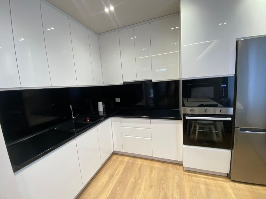 🏡 Jepet me qera apartament 2+1+2 – Liqeni i Thatë