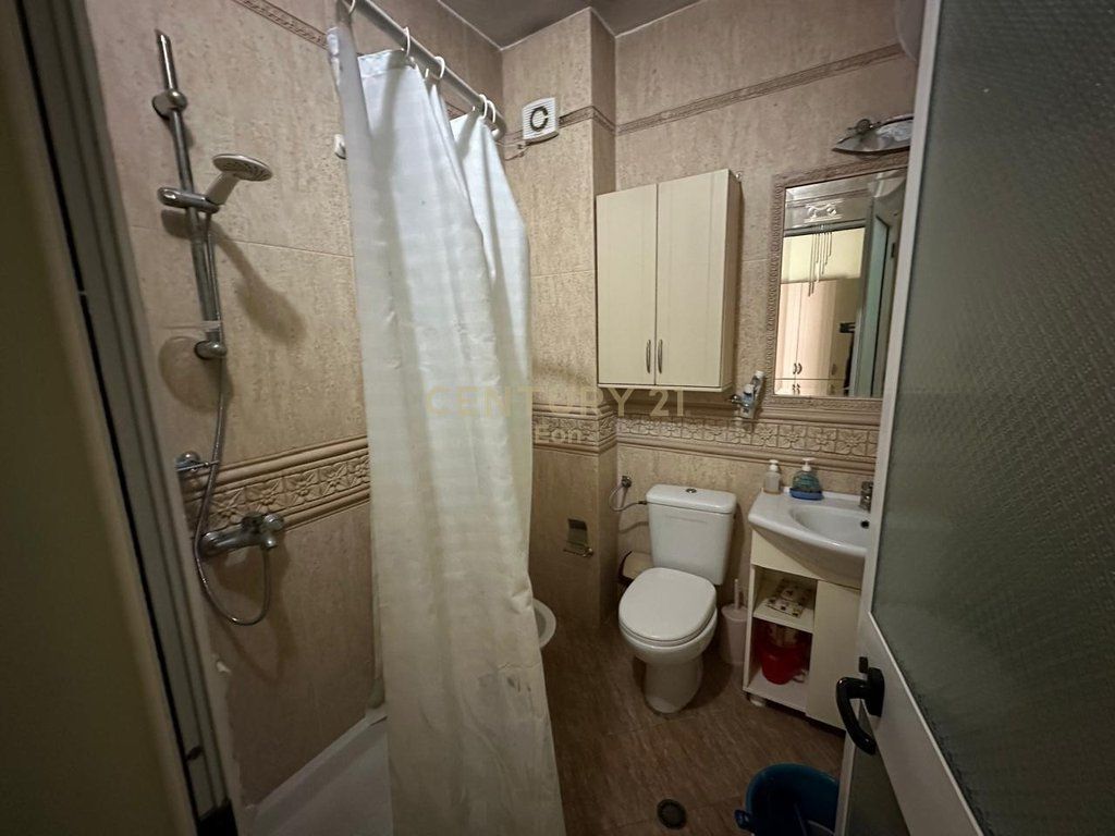 SHITET APARTAMENT 1+1 ME PAMJE NGA DETI NE PLAZH ILIRIA, DURRES